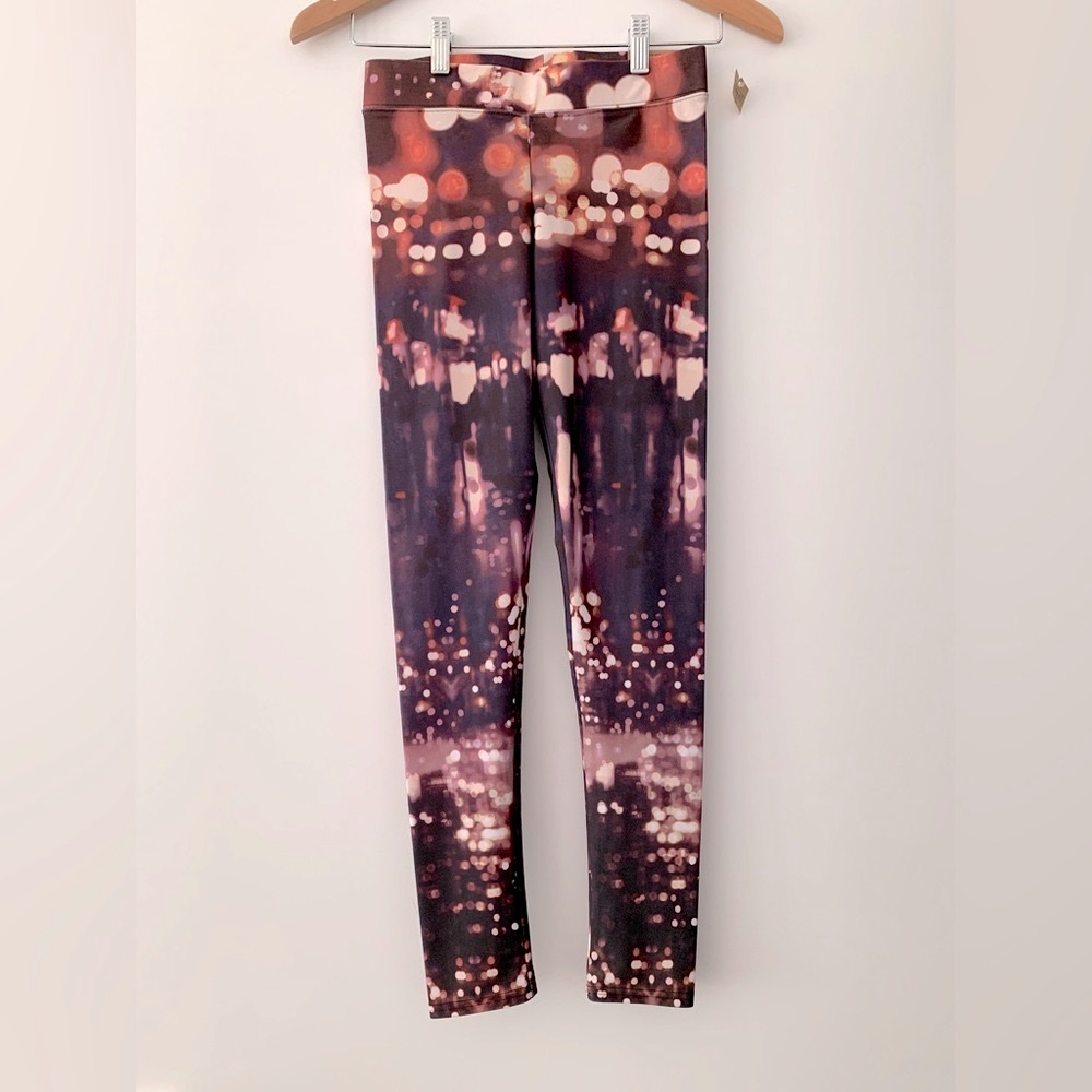 ❗️CLEAROUT❗️NWT! AMERICAN EAGLE hi-rise “city in the rain” LEGGINGS Size XS